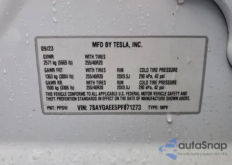 2023 Tesla Model Y z USA, uszkodzony, nr VIN 7SAYGAEE5PF871273